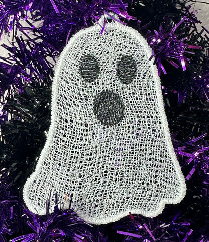 Simple Ghost Mylar Embroidery Design for Halloween